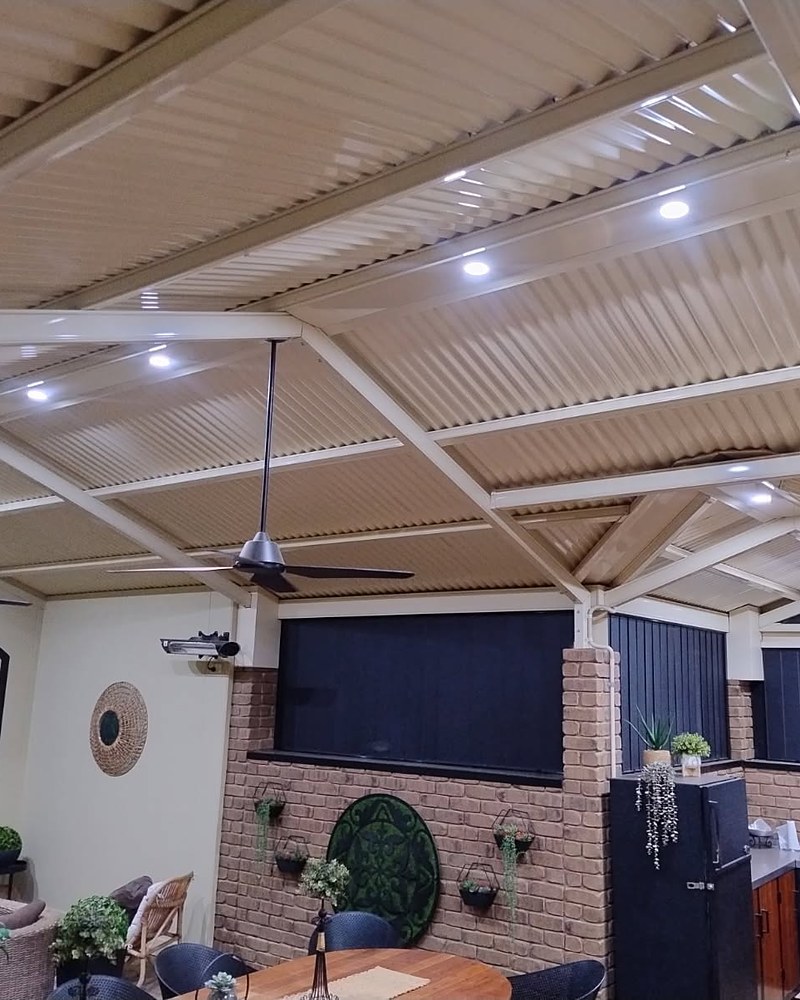 Outdoor Lighting & Fans — Hayes Electrical SA